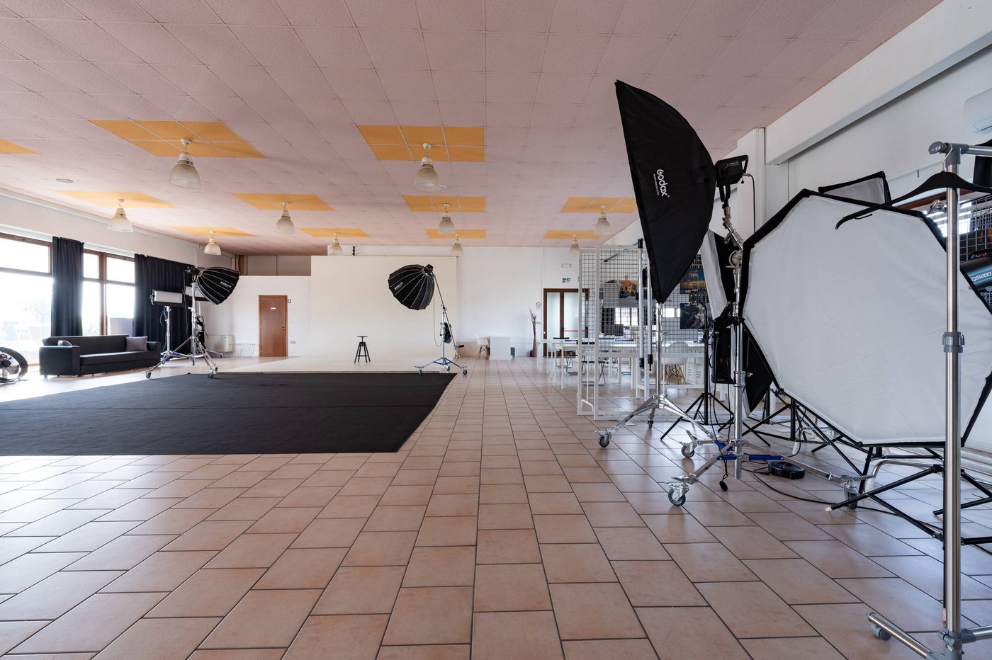 Studio con attrezzatura